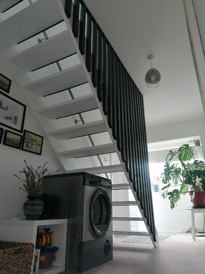 Port Side Brixham - Ideal Seaside Getaway - Parking - Wood-Burner - Dog Friendly Bagian luar foto
