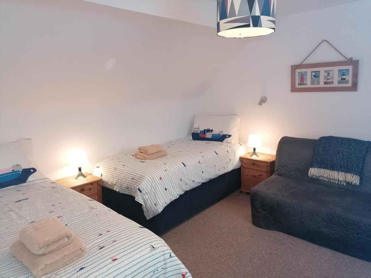 Port Side Brixham - Ideal Seaside Getaway - Parking - Wood-Burner - Dog Friendly Bagian luar foto